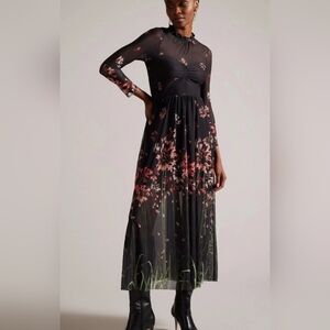 Ted Baker Suseena Mesh Overlay With High Neck. Size: Ted 2 US 6.